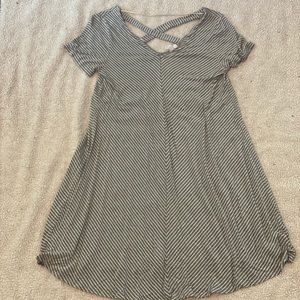Cable & Gauge medium mini dress